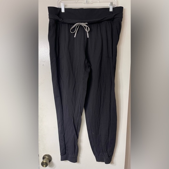 lululemon athletica Black Joggers - Picture 2 of 6